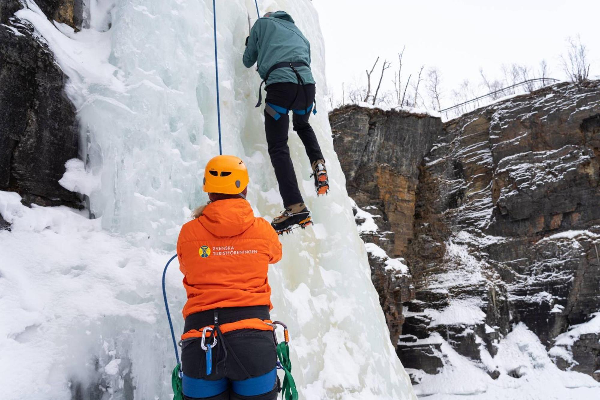 Отель Stf Abisko Turiststation Экстерьер фото